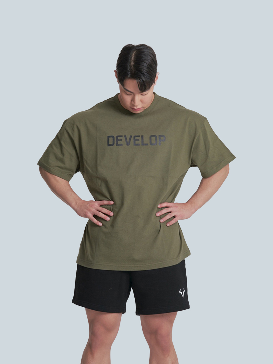 LETTERING SEMI-OVER FIT T-SHIRT